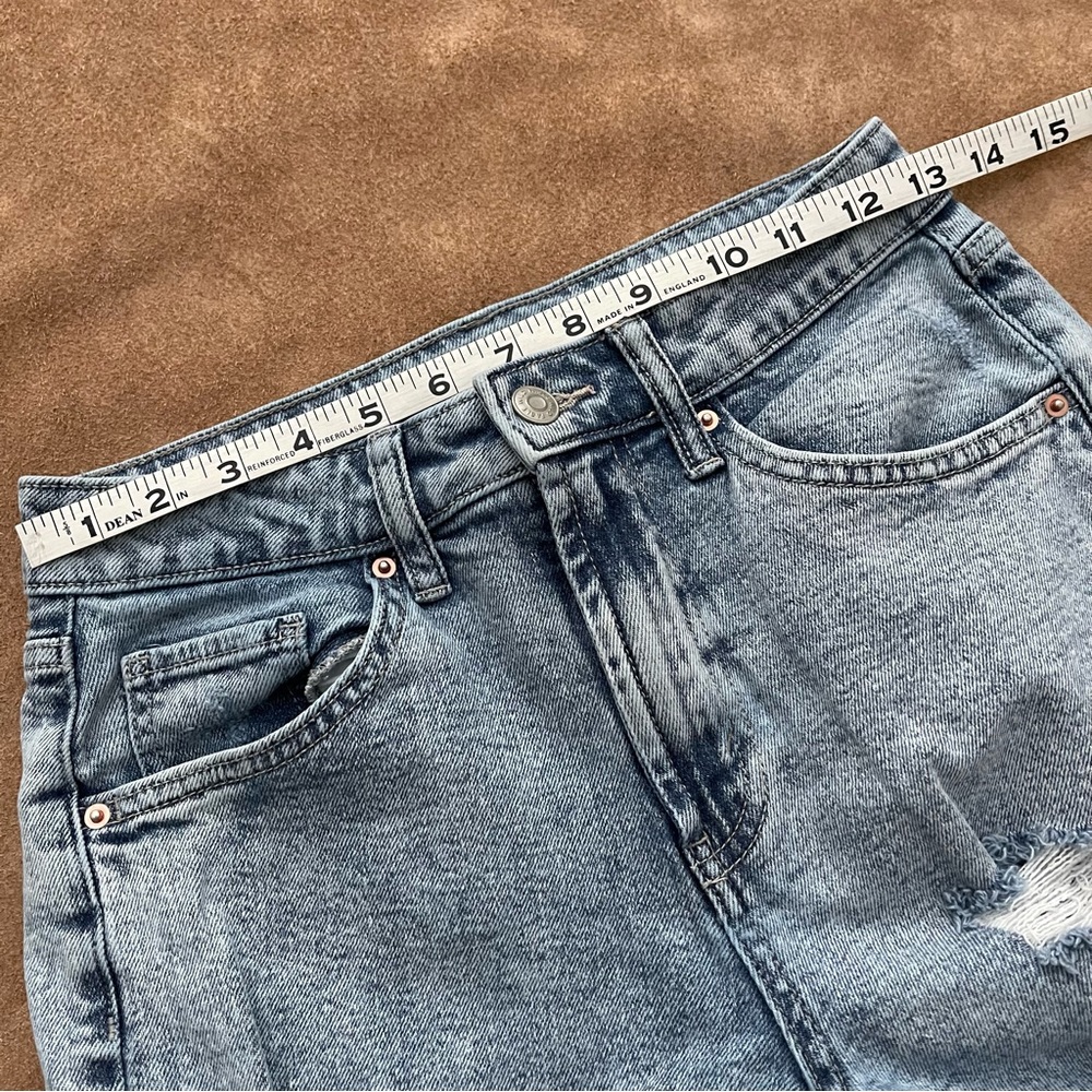 Wild Fable High Rise Mom Jeans Light Wash Size 2 - Picture 11 of 16